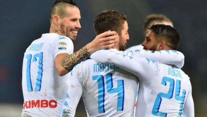  那不勒斯锋线发威，意甲金靴争夺白热化