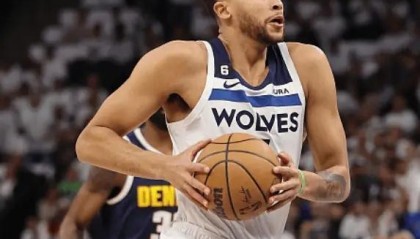  爱德华兹34分森林狼克掘金  